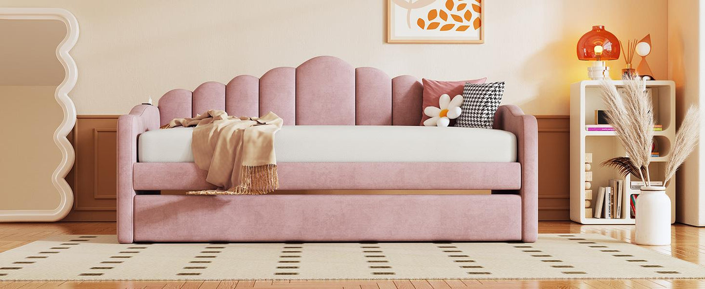 Twin size Upholstered Daybed with Trundle ,Velvet Sofabed with USB Charging Ports,No Box-spring Needed,Pink